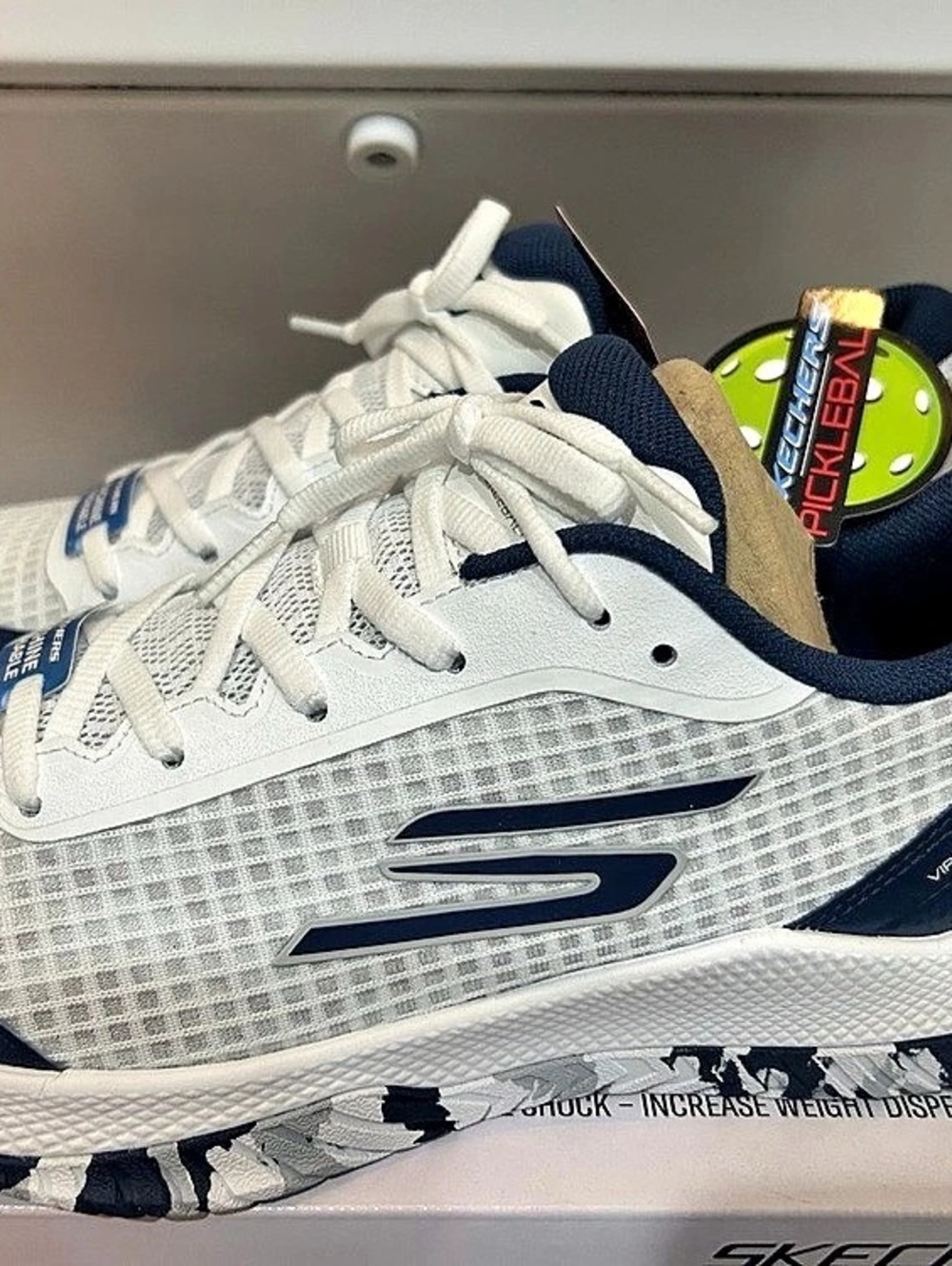 Skechers men’s size 7.5 Pickleball Arch Fit Viper Court Pro Sneakers